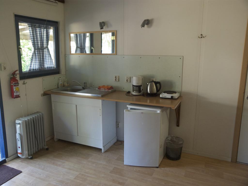 Holiday home OSSA Basecamp Sint Odiliënberg Quarto foto