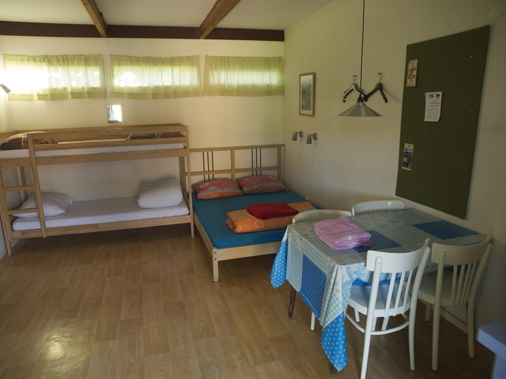Holiday home OSSA Basecamp Sint Odiliënberg Quarto foto